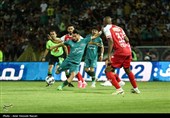 دیدار تیم های فوتبال شمس آذر قزوین و پرسپولیس