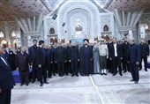 حضور سرپرست و کارکنان وزارت خارجه در حرم امام خمینی (ره)