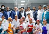 خدمات ویژه آشپزان ایرانی به زائران حرم نبوی