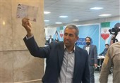 محمدرضا پورابراهیمی در انتخابات ثبت نام کرد