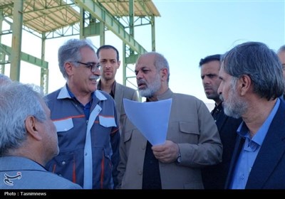 بازدید وزیر کشور از کارخانه آذین فورج