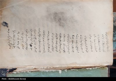 نابودی کتب تاریخی در شاهرود بر اثر موریانه‌زدگی