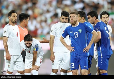 دیدار تیم های فوتبال ایران و ازبکستان