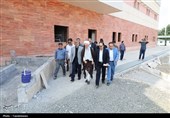 بازدید نماینده ولی فقیه از طرح‌های عمرانی ساری