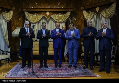 Церемония государственного праздника &#171;Дня Pоссии&#187; в Тегеране