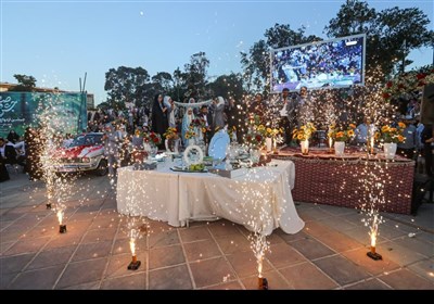 جشن وصال 110 زوج زنجانی در سبزه‌میدان زنجان