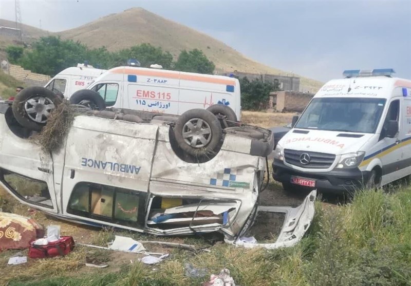 واژگونی آمبولانس در محور میانه ـ تبریز با 4 مصدوم
