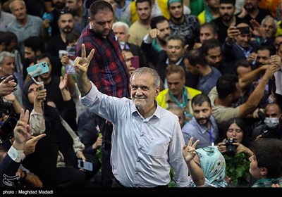 مسعود پزشکیان نامزد چهاردهمین دوره ریاست‌جمهوری 