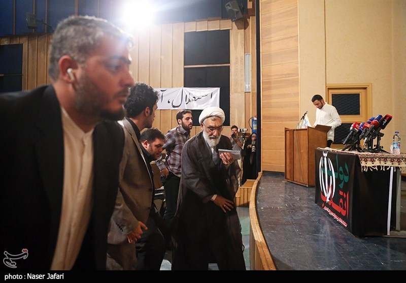 سخنرانی انتخاباتی مصطفی پورمحمدی در دانشگاه تهران- عکس خبری  ...