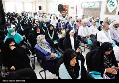 دیدار با جمعی از دانشگاهیان و اساتید حاضر در مکه مکرمه- عکس  ...