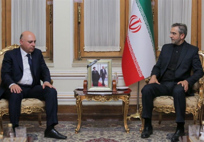 مباحثات ایرانیة - اذربیجانیة تتناول تعزیز العلاقات بین البلدین