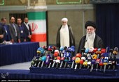 الإمام الخامنئي يدلي بصوته في الانتخابات الرئاسية الإيرانية