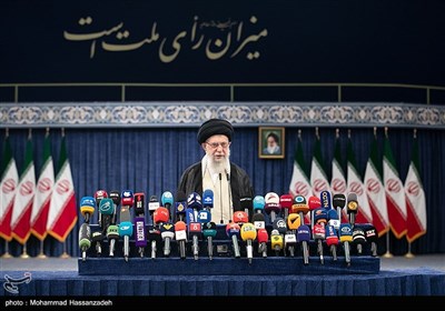 İmam Hamanei: İran Halkının Seçimlere Katılımı Çok Önemli