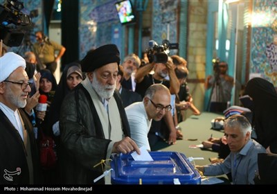 الانتخابات الرئاسية الإيرانية - حسینیة ارشاد