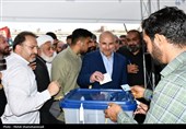 Qalibaf Attends Presidential Polls