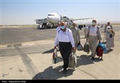 بازگشت حجاج بیت الله الحرام به فرودگاه همدان