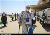 بازگشت حجاج بیت الله الحرام به فرودگاه همدان