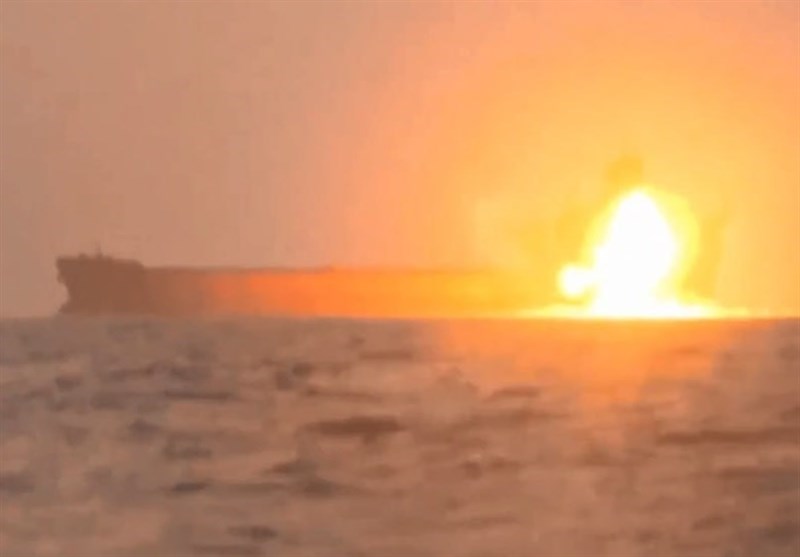 Yemeni Forces Target Four Ships Belonging to ‘Trio of Evil’ in Military Operations