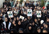 بزرگداشت شهدای خدمت در مراسم حج هم انجام شود