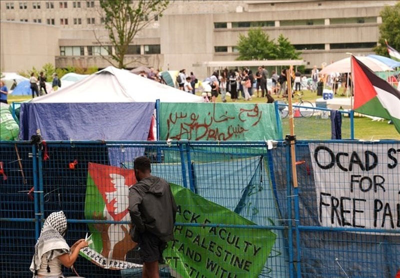 University of Toronto Protesters Ordered to Leave Pro-Palestinian Encampment or Face Arrest