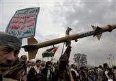 قدرتنمایی نیروهای مسلح یمن با رونمایی از دو سلاح راهبردی