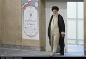 الإمام الخامنئي يدلي بصوته في الجولة الثانية من الانتخابات الرئاسية