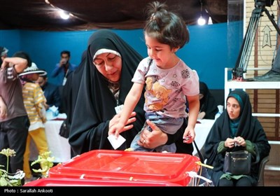 مرحله دوم انتخابات ریاست جمهوری - گلزار شهدای کرمان 