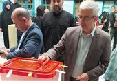 سرلشکر باقری در دور دوم انتخابات شرکت کرد