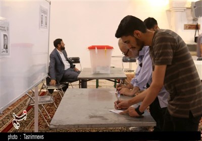 مشارکت 52 دانش آموز اسلامشهری در انتخابات ریاست جمهوری
