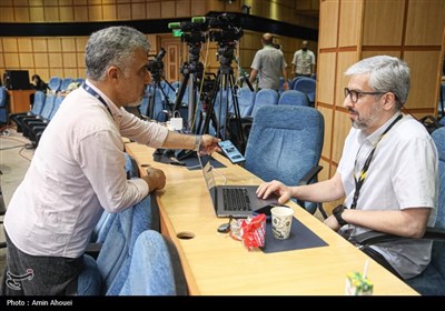 حاشیه حضور خبرنگاران در ستاد انتخابات کشور