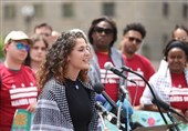US Student Sings Protest Song in Solidarity with Palestine after Arrest