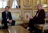Le Pen Blames Macron for French Government Gridlock