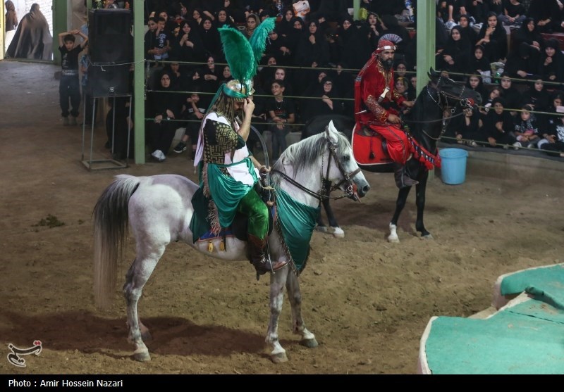 تعزیه خوانی در شب تاسوعای حسینی (ع)  در شهرستان چوار+ فیلم