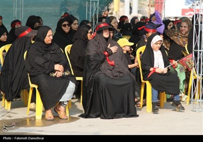 عزاداری سنتی روز تاسوعای بندرعباسی‌ها در جوار ساحل خلیج فارس