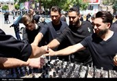 آیین شمع گردانی در اردبیل