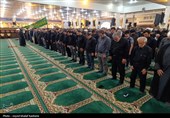 اقامه نماز ظهر عاشورا در بوشهر