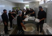 توزیع 20 هزار پرس غذای نذری توسط مردم کردستان
