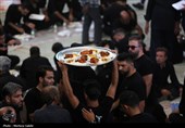 توزیع 5000 غذای گرم بین نمازگزاران حسینی لنگرود