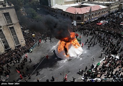 Big Tent Set Ablaze on Ashura in Tehran