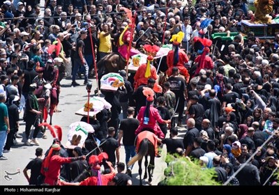 عزاداری ظهر عاشورا در آستان مقدس حضرت عبدالعظیم (ع)