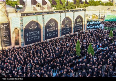 اجتماع عزاداران حسینی در روز عاشورا - اردبیل