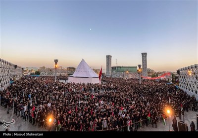 خیمه سوزان عصر عاشورا در میدان امام حسین (ع)