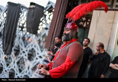 خیمه سوزان عصر عاشورا در میدان امام حسین (ع)