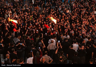 خیمه سوزان عصر عاشورا در میدان امام حسین (ع)