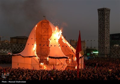 خیمه سوزان عصر عاشورا در میدان امام حسین (ع)