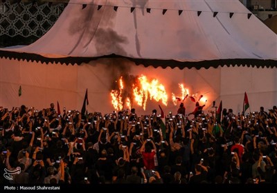 خیمه سوزان عصر عاشورا در میدان امام حسین (ع)