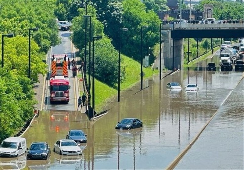 Torrential Rains Hit Canada&apos;s Largest City, Closing A Major Highway, Other Roads