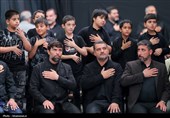 آخرین شب مراسم عزاداری حضرت اباعبدالله الحسین(ع) در حسینیه امام خمینی(ره)
