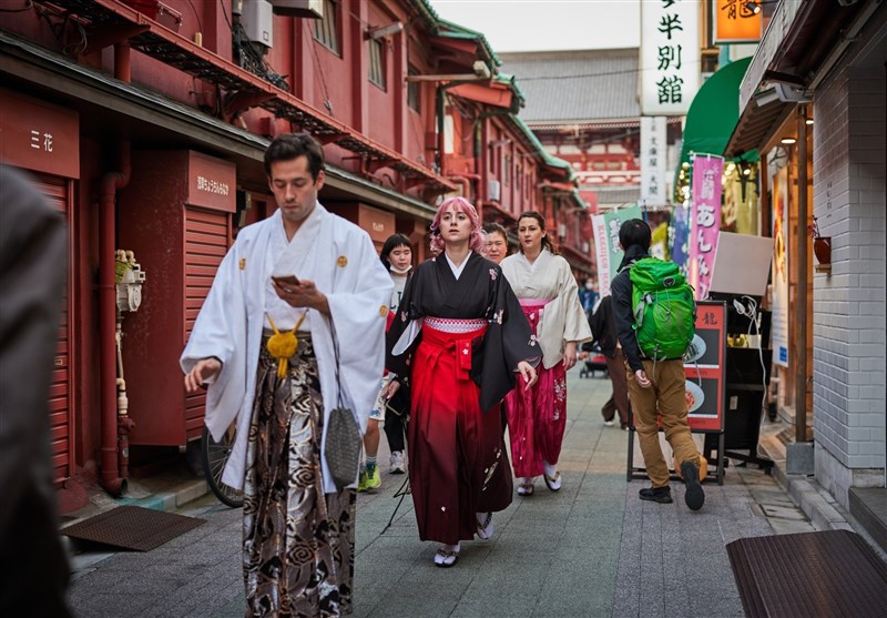 Number of Tourists in Japan Hits Record High