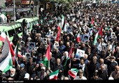 Cuma namazı sonrası İran halkı İsail cinayetlerini protesto etti